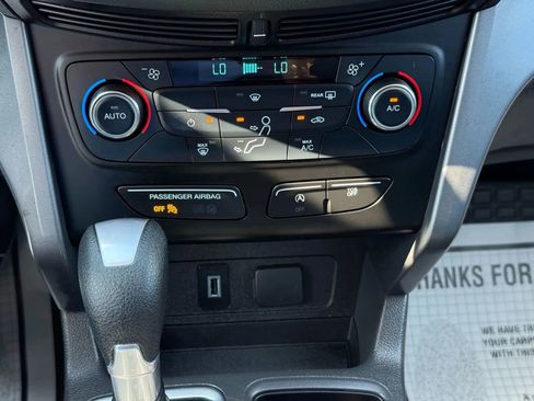 Used 2017 Ford Escape SE image 35