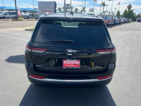 Used 2023 Jeep Grand Cherokee 4WD 4xe image 13