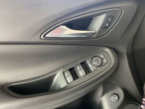 Used 2020 Buick Encore GX Select w/ Experience Buick Package image 12