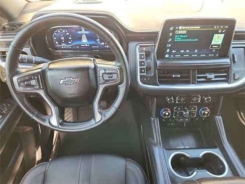 Used 2023 Chevrolet Suburban RST w/ Luxury Package image 11