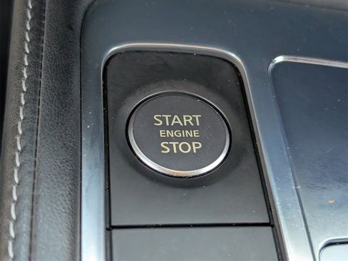 Used 2023 INFINITI QX60 Sensory w/ Cargo Package image 18