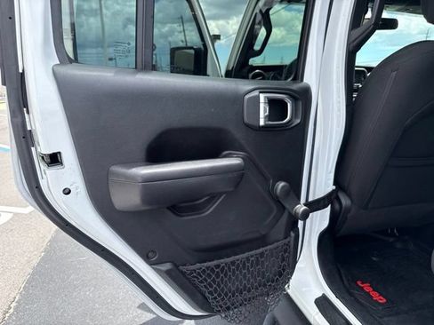 Used 2018 Jeep Wrangler Unlimited Sport AWD/4WD image 23