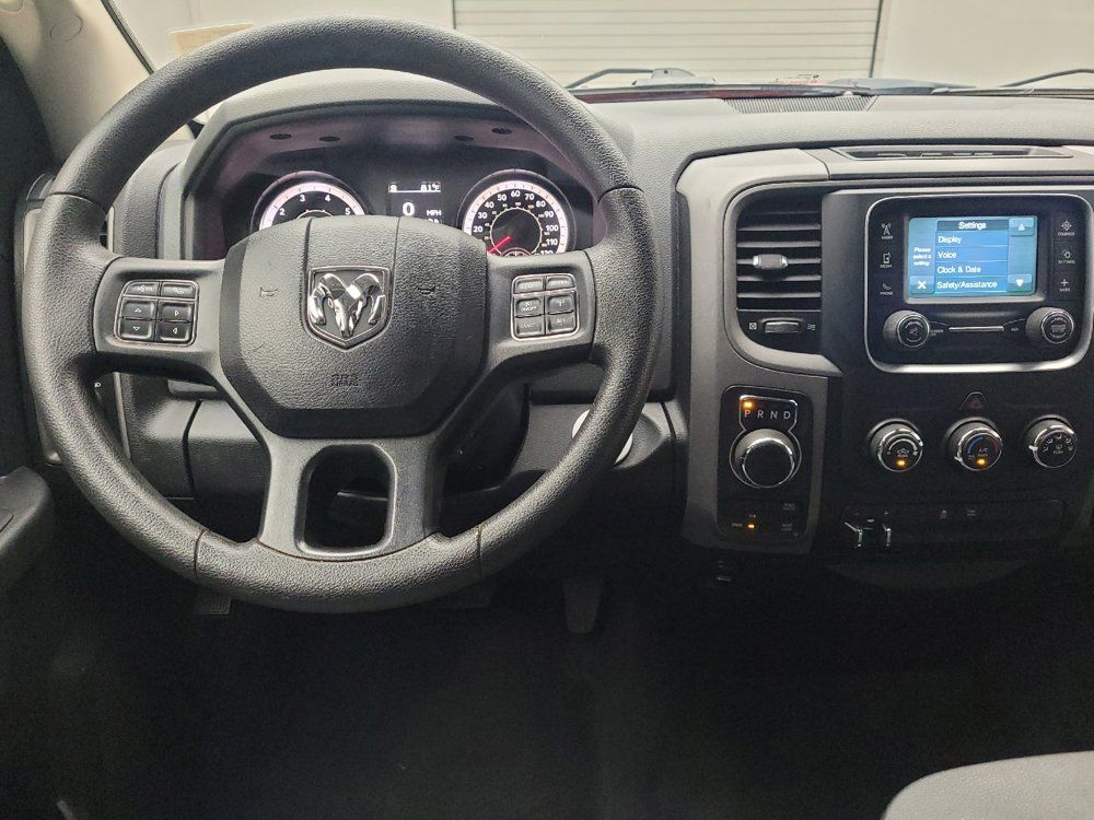 Used 2017 RAM 1500 Express AWD/4WD image 22