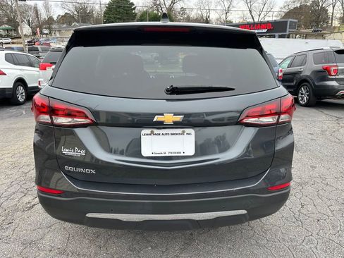 Used 2023 Chevrolet Equinox LT w/ Driver Convenience Package FWD image 4