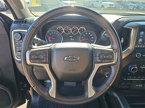 Used 2021 Chevrolet Silverado 1500 LT Trail Boss w/ Convenience Package II image 18