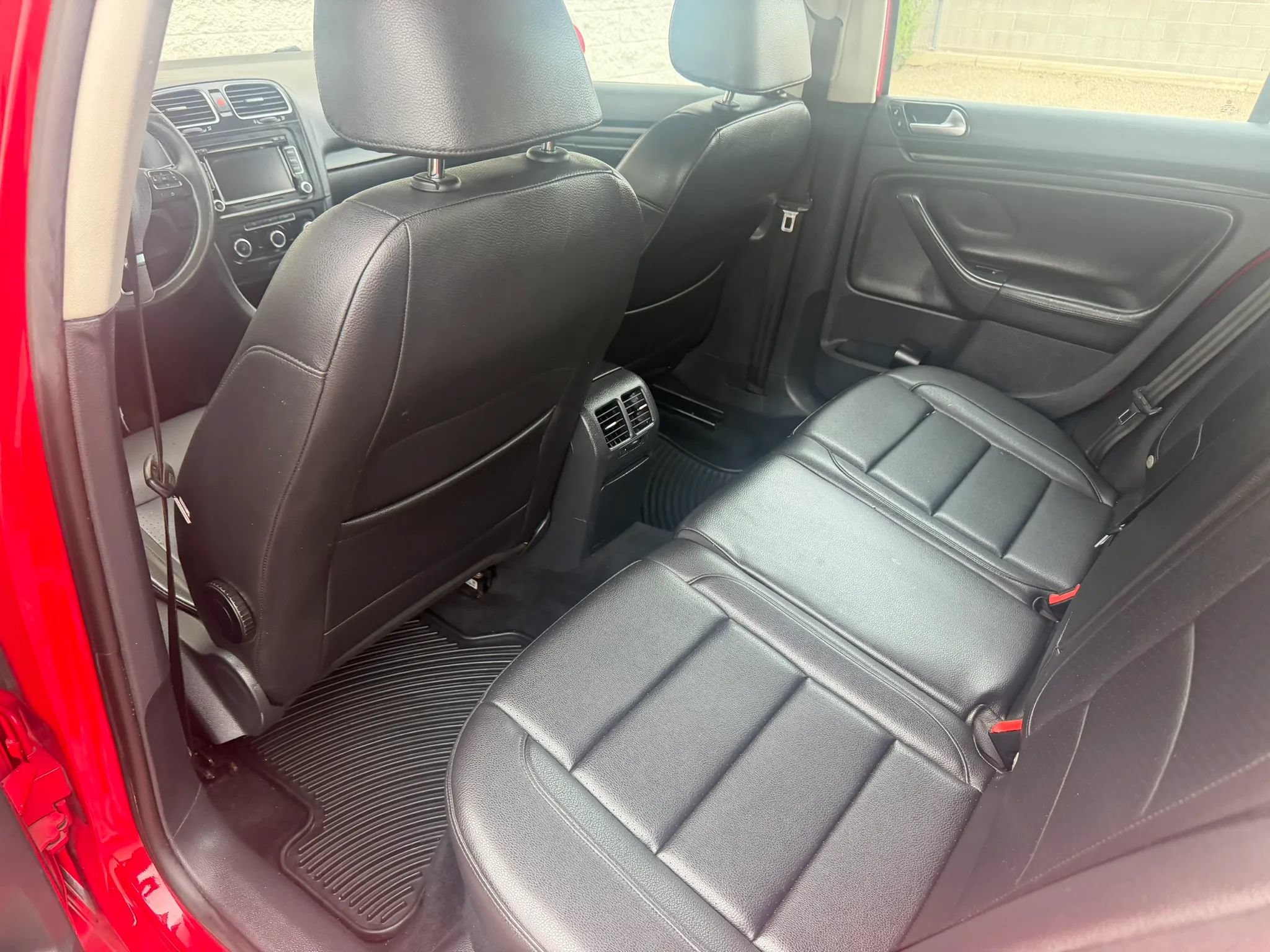 Used 2012 Volkswagen Jetta TDI FWD image 18