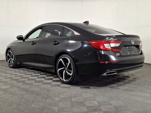 Used 2022 Honda Accord Sport image 4