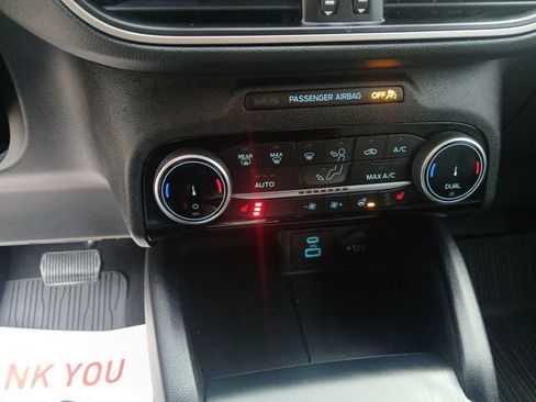 Certified 2022 Ford Escape SEL image 41