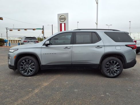 Used 2023 Chevrolet Traverse RS w/ LPO, Floor Liner Package image 4