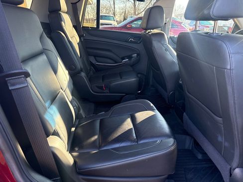 Used 2020 Chevrolet Tahoe LT w/ Luxury Package image 16
