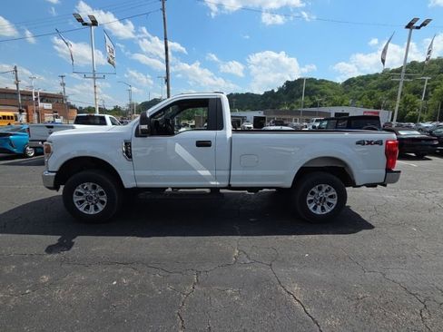 Used 2022 Ford F350 XL w/ STX Appearance Package AWD/4WD image 4