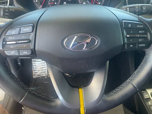 Used 2019 Hyundai Veloster Turbo R-Spec image 13