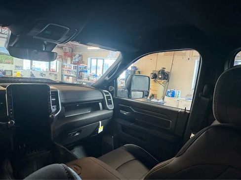 New 2026 RAM 3500 Laramie AWD/4WD image 13