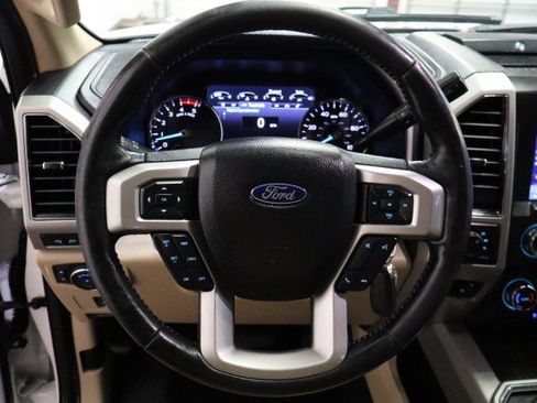 Used 2020 Ford F250 Lariat w/ Lariat Value Package AWD/4WD image 38