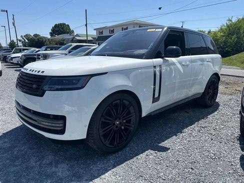 Used 2022 Land Rover Range Rover SE AWD/4WD image 1