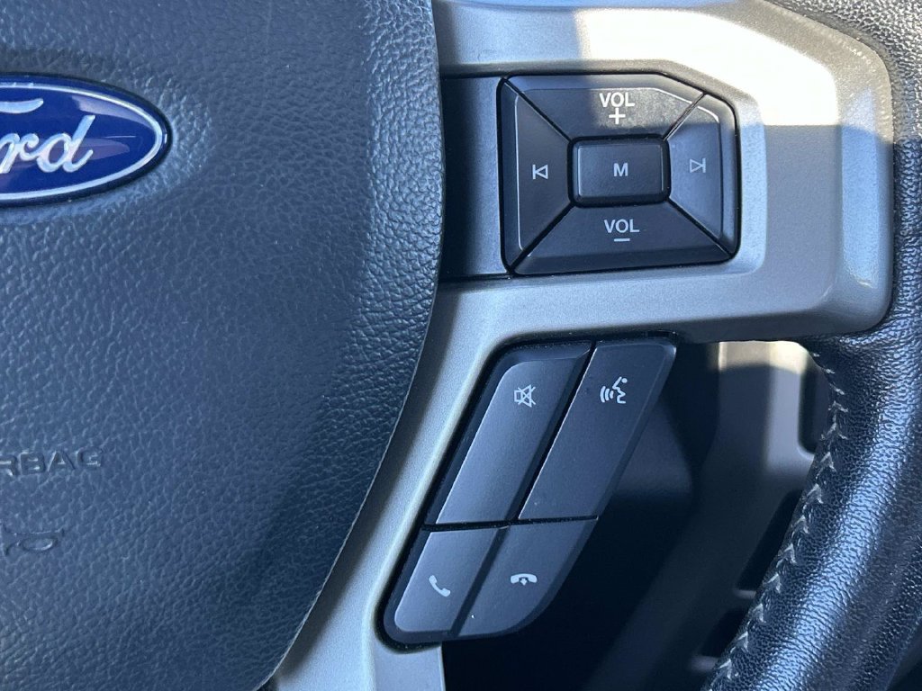 Used 2019 Ford F150 Lariat w/ Equipment Group 502A Luxury AWD/4WD image 30