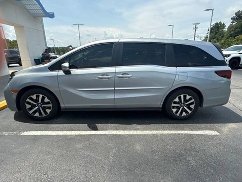 Used 2025 Honda Odyssey EX-L image 1