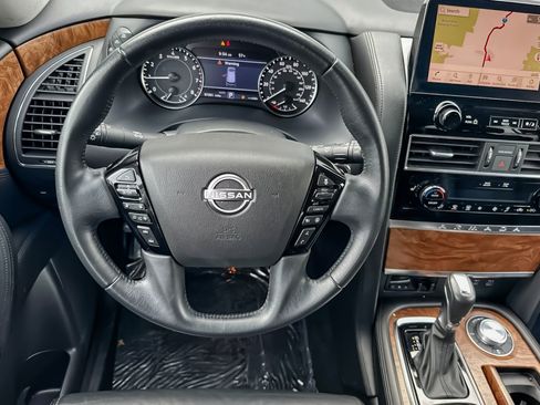 Used 2022 Nissan Armada SL w/ Captain's Chairs Package image 13