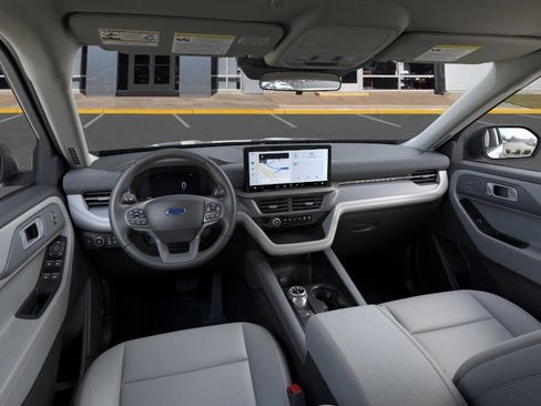 New 2026 Ford Explorer Active w/ Active Comfort Package image 9