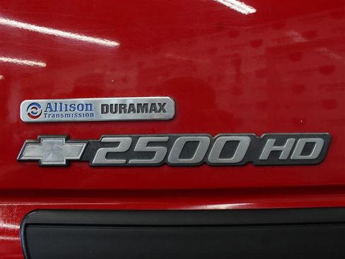 Used 2007 Chevrolet Silverado 2500 LT w/ Heavy-Duty Power Package image 17