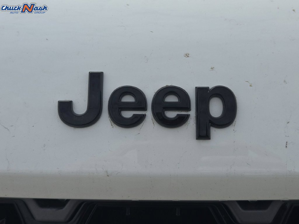 Used 2026 Jeep Grand Cherokee Limited AWD/4WD image 9