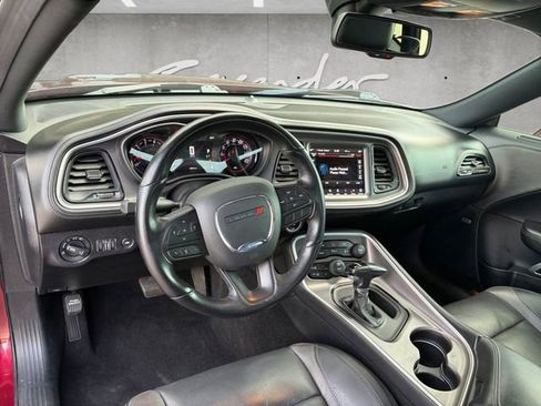 Used 2021 Dodge Challenger SXT w/ Plus Package image 20