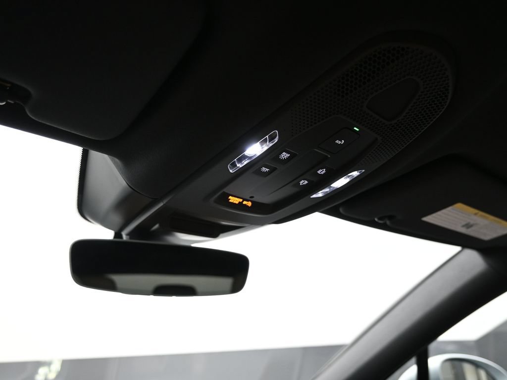 Certified 2026 Porsche Cayenne E-Hybrid Coupe AWD/4WD image 17