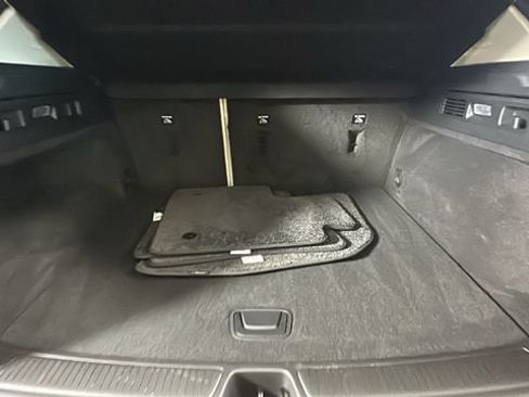 Used 2023 Buick Envision Avenir AWD/4WD image 29