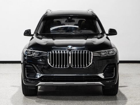 Used 2019 BMW X7 xDrive40i w/ Cold Weather Package image 3