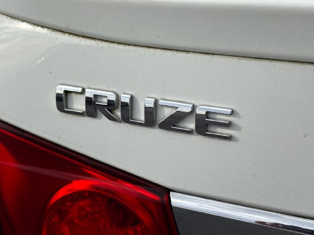 Used 2012 Chevrolet Cruze LT w/ All-Star Edition FWD image 18