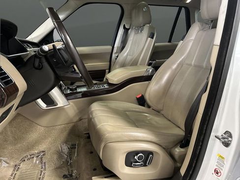 Used 2016 Land Rover Range Rover HSE image 4