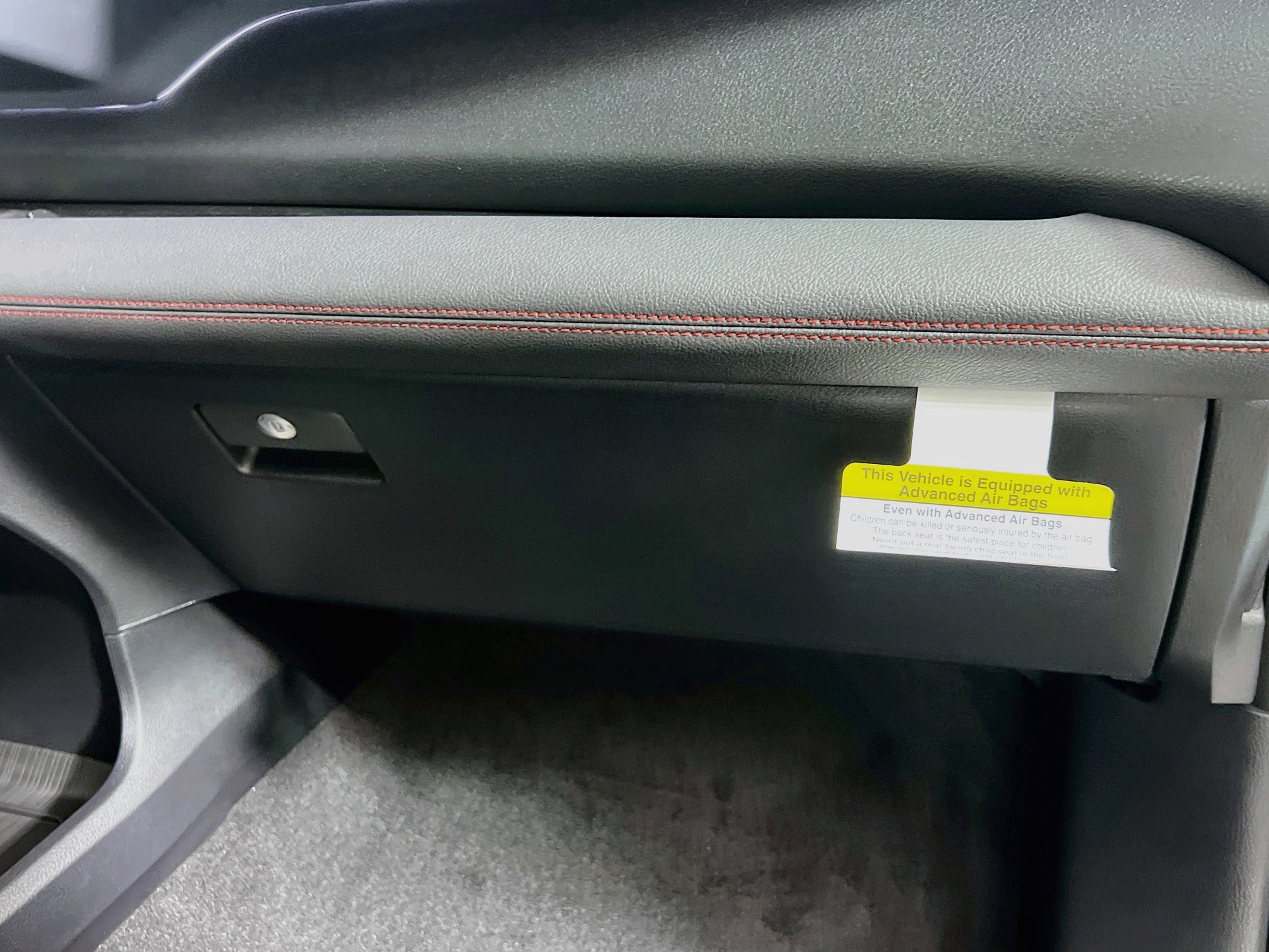 New 2026 Toyota Sienna XSE FWD image 33