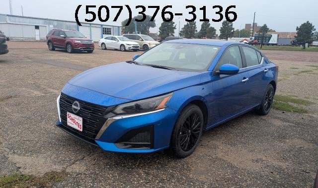 Used 2025 Nissan Altima 2.5 SV w/ SV Special Edition Package AWD/4WD image 1