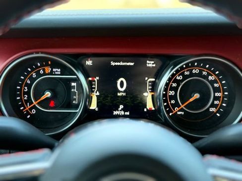 Used 2023 Jeep Gladiator Rubicon w/ Cold Weather Group image 31