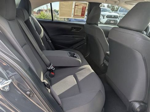 Used 2023 Toyota Corolla LE FWD image 28
