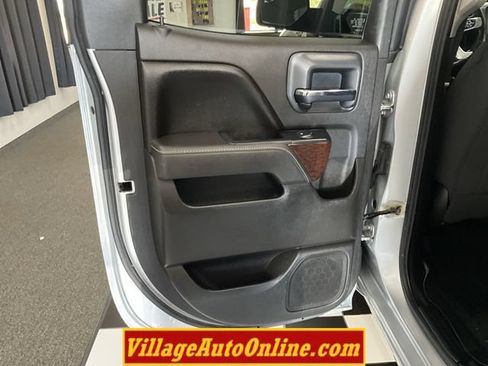 Used 2017 GMC Sierra 1500 SLE w/ SLE Value Package AWD/4WD image 25