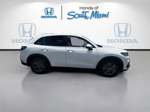 New 2027 Honda HR-V LX image 8