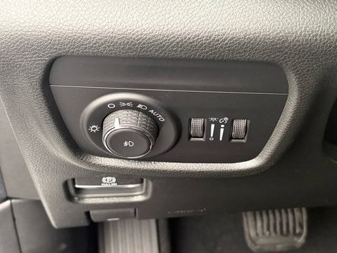 New 2026 Jeep Grand Cherokee L Limited w/ Limited Altitude Package AWD/4WD image 26