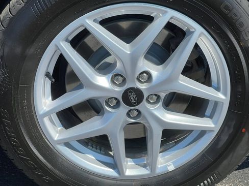 Certified 2024 Ford Edge SEL AWD/4WD image 6