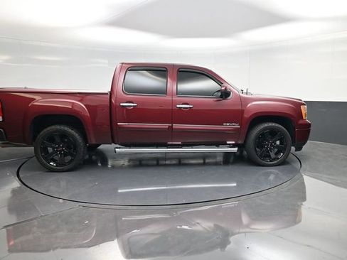 Used 2013 GMC Sierra 1500 Denali image 2