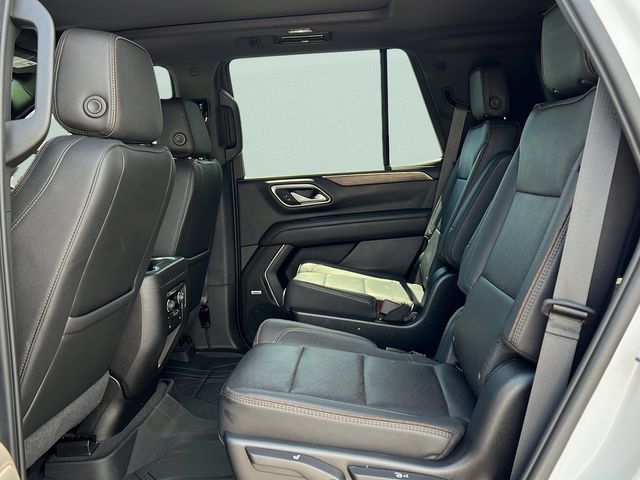 Used 2023 Chevrolet Tahoe High Country w/ Premium Package 2 AWD/4WD image 13