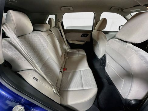 Used 2021 Nissan Rogue SV AWD/4WD image 25