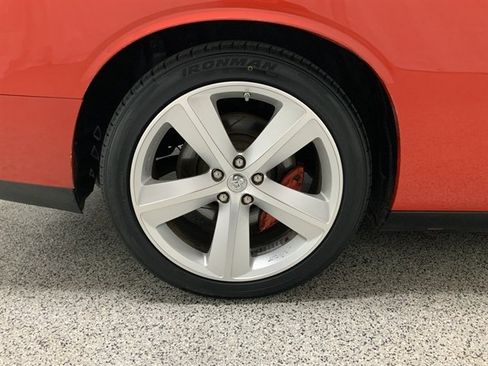 Used 2009 Dodge Challenger SRT8 w/ SRT Option Group II RWD image 13