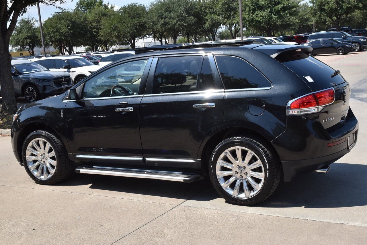 Used 2013 Lincoln MKX FWD image 11