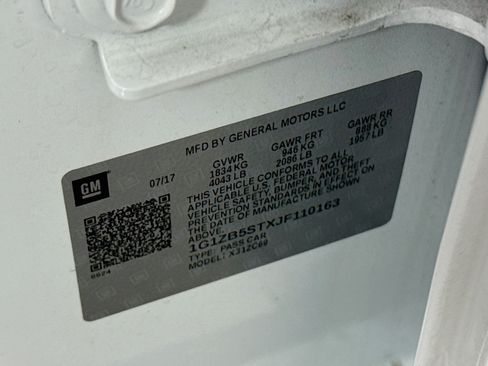 Used 2018 Chevrolet Malibu LS FWD image 27