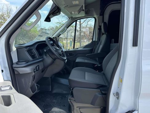 New 2026 Ford Transit 250 148 Medium Roof image 14