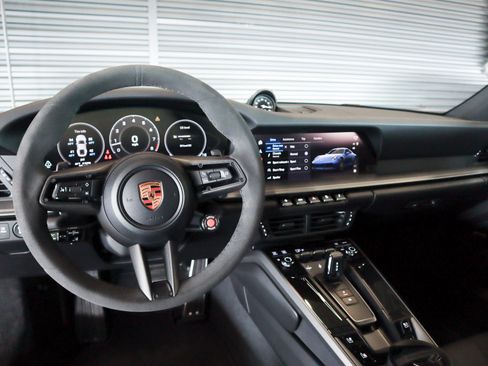 Used 2026 Porsche 911 Carrera 4S image 12