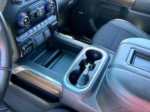 Used 2020 Chevrolet Silverado 1500 RST w/ Texas Edition image 13