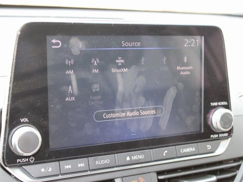 Used 2022 Nissan Altima 2.5 SR w/ Midnight Edition Package image 9