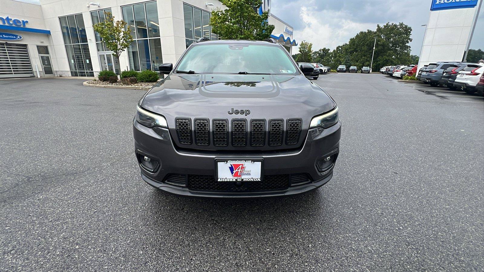 Used 2022 Jeep Cherokee Latitude w/ Sun & Sound Group AWD/4WD image 9